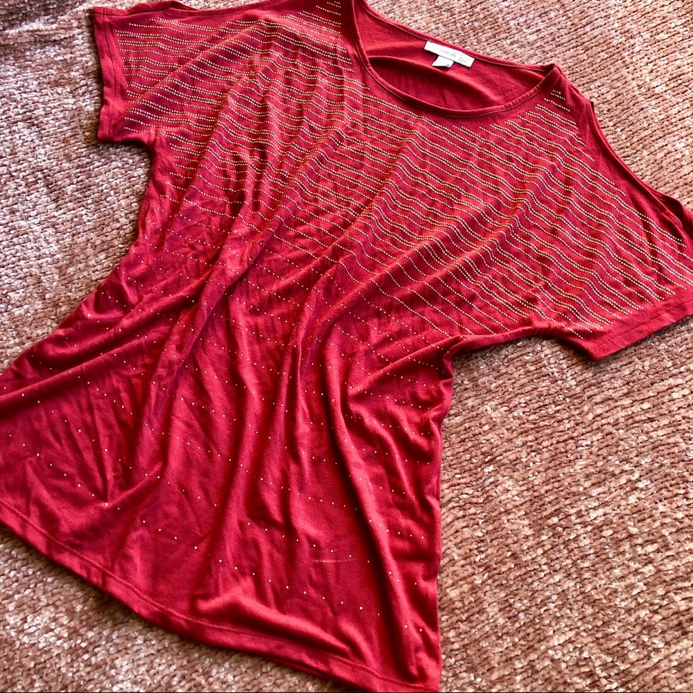 Fashion Open-Shoulder Tee